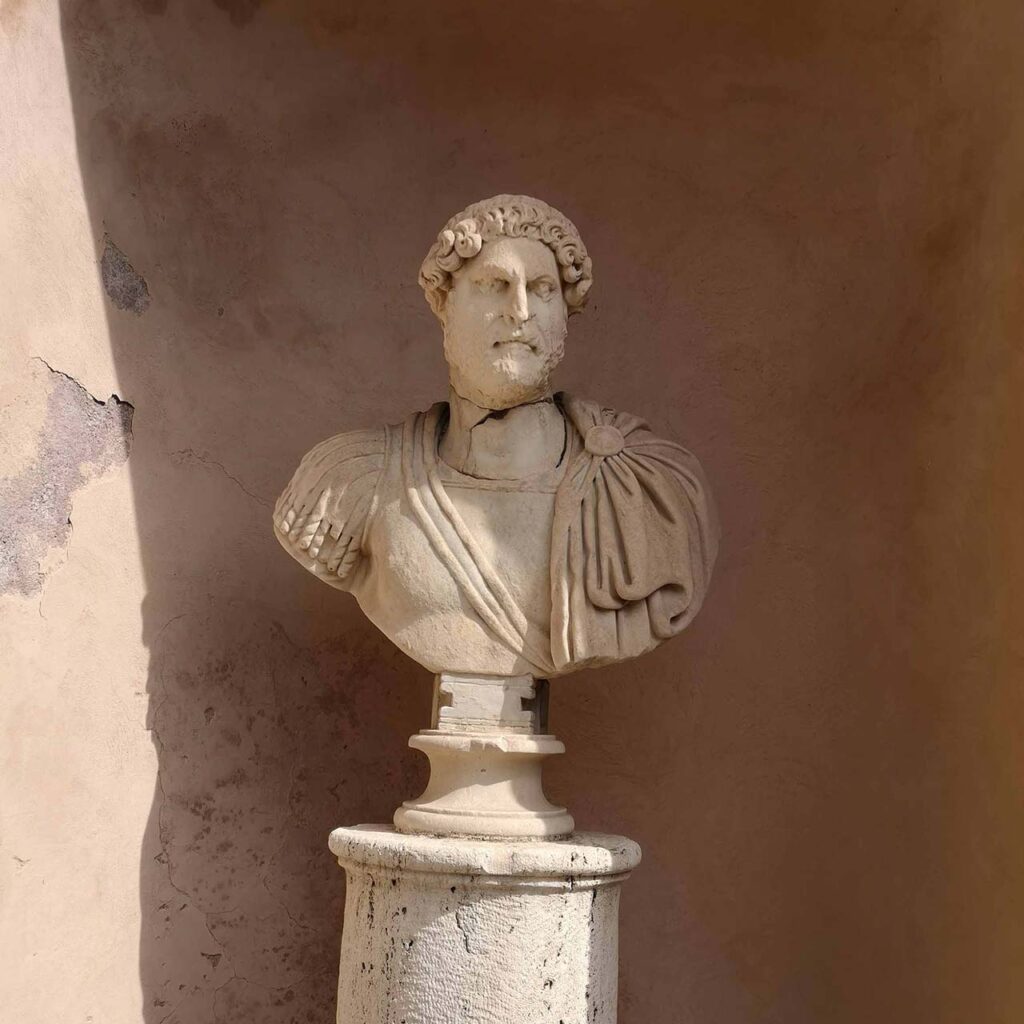 statua busto di adriano 