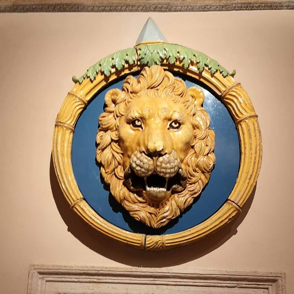 hall of festoons papal coat of arms lion x